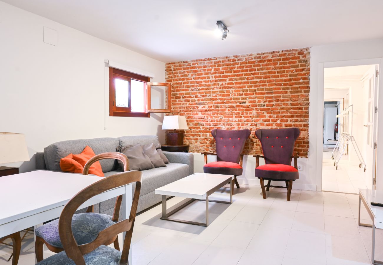 Apartamento en Madrid - GARDEN House Downtown MADRID CENTRO-IFEMA-AEROPUERTO. 2 ROOMS 6 PAX GARDEN