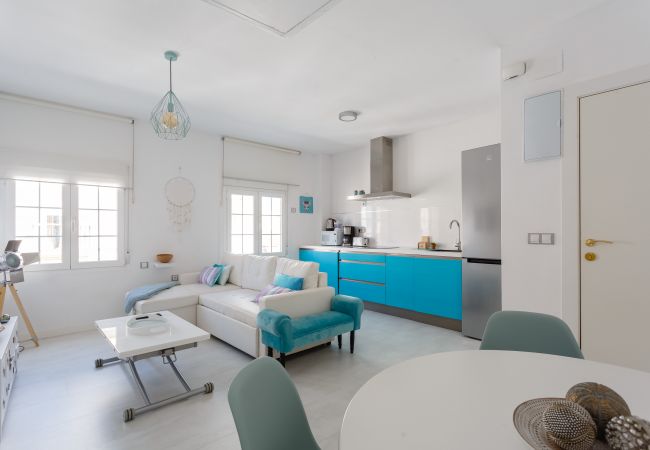 Apartamento en Cádiz - Apartamento con aire acondicionado a 400 m de la playa