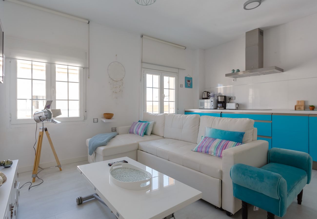 Apartamento en Cádiz - Apartamento con aire acondicionado a 400 m de la playa