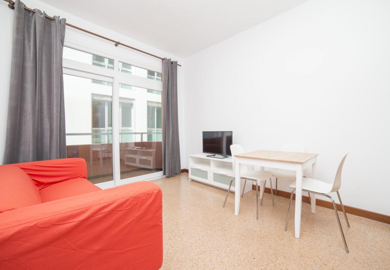 Apartamento en Las Palmas de Gran Canaria - Rosamar a metros de la playa wifi 306  by Lightbooking