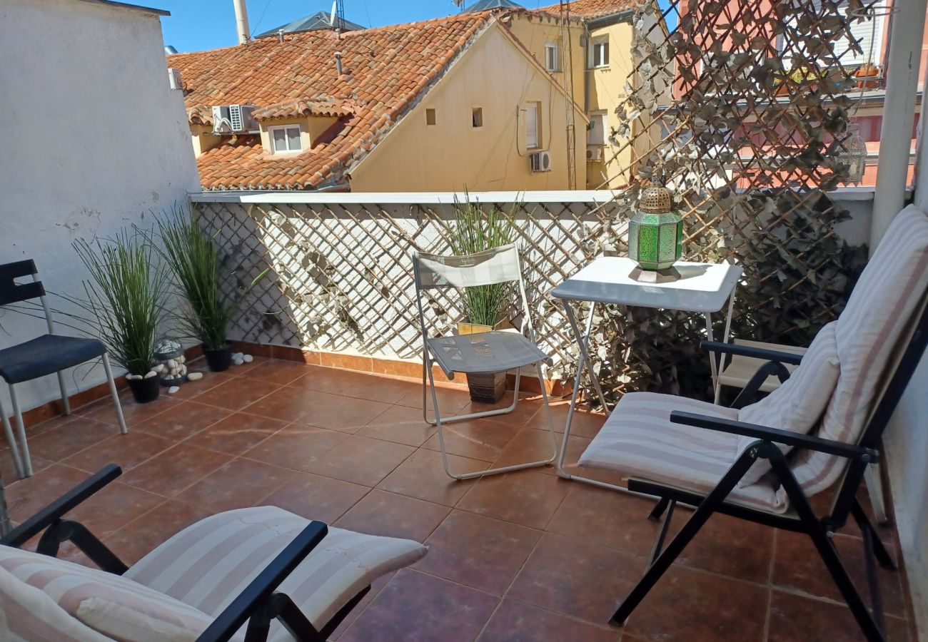 Apartamento en Madrid - Ático - Terraza 15m2 - CHUECA- 4 PAX