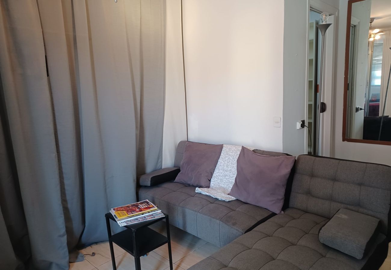 Apartamento en Madrid - Ático - Terraza 15m2 - CHUECA- 4 PAX