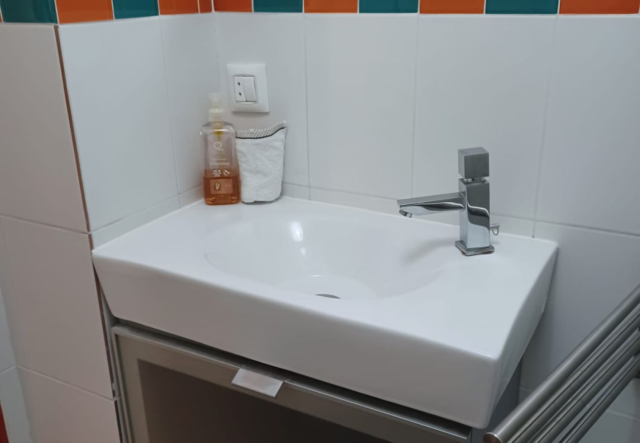 Apartamento en Madrid - Ático - Terraza 15m2 - CHUECA- 4 PAX