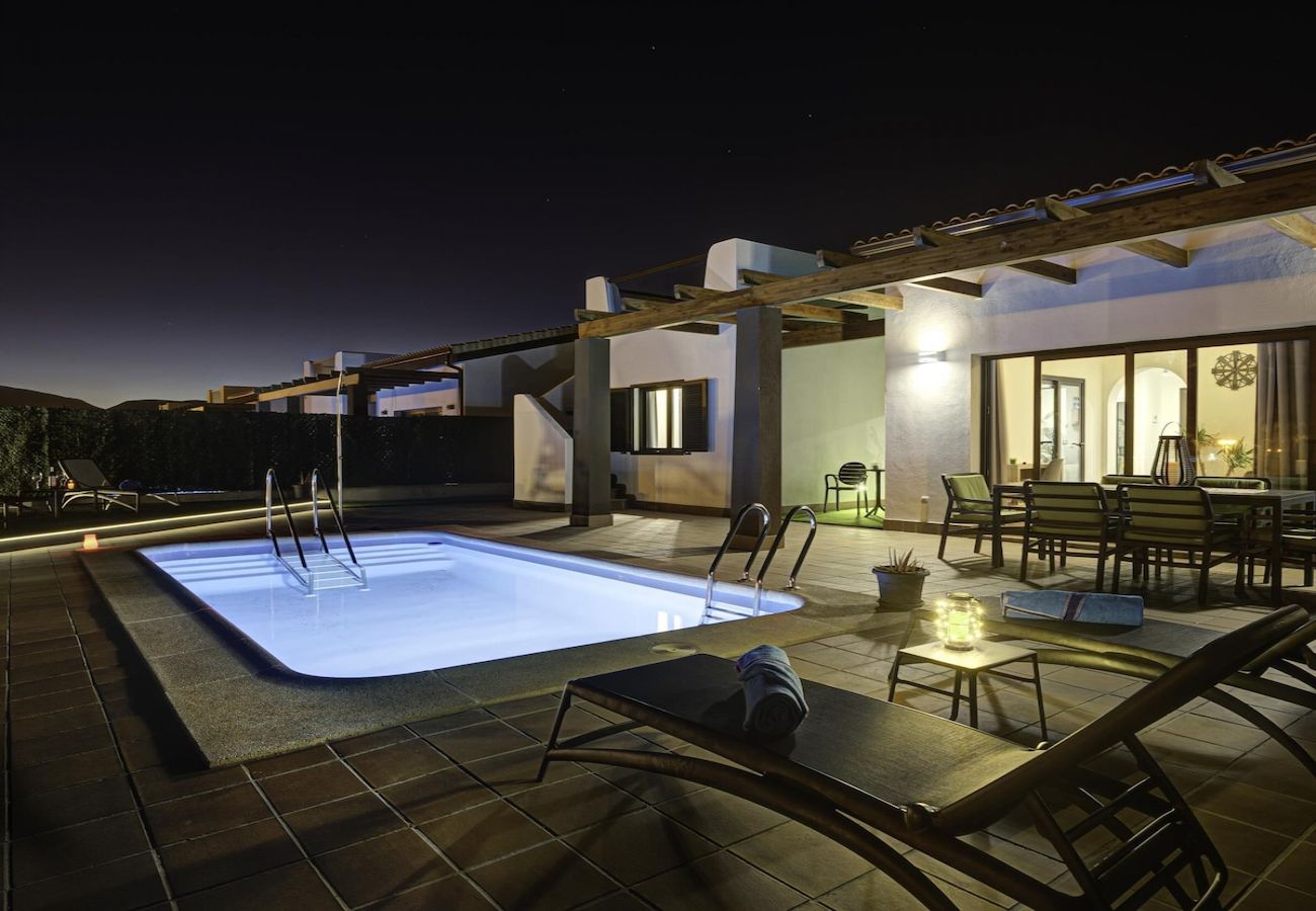 Villa en Caleta de Fuste - Antigua - Lightbooking El Molino piscina privada climatizada 