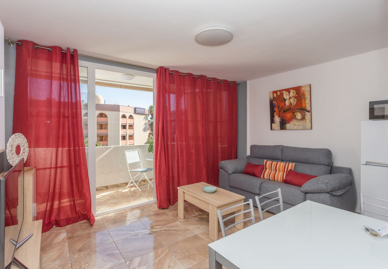 Apartamento en San Bartolomé de Tirajana - Lightbooking Teror Playa del Inglés