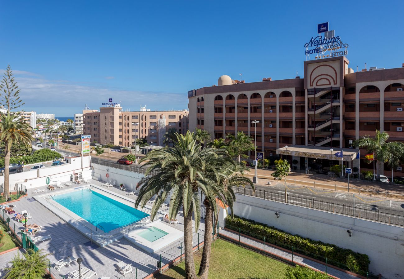 Apartamento en San Bartolomé de Tirajana - Lightbooking Teror Playa del Inglés