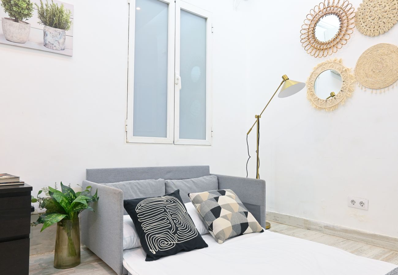 Apartamento en Madrid - Moderno y elegante ap. Barrio Ibiza MEN30