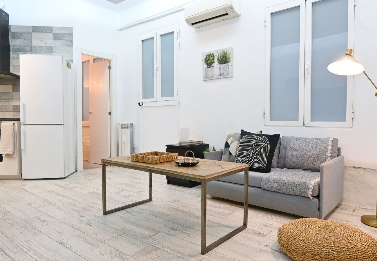 Apartamento en Madrid - Moderno y elegante ap. Barrio Ibiza MEN30