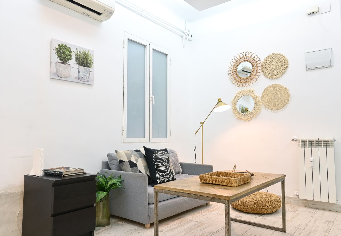 Apartamento en Madrid - Moderno y elegante ap. Barrio Ibiza MEN30