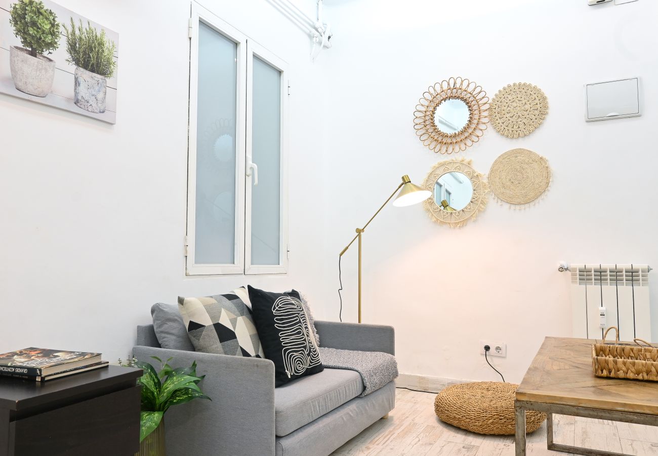 Apartamento en Madrid - Moderno y elegante ap. Barrio Ibiza MEN30