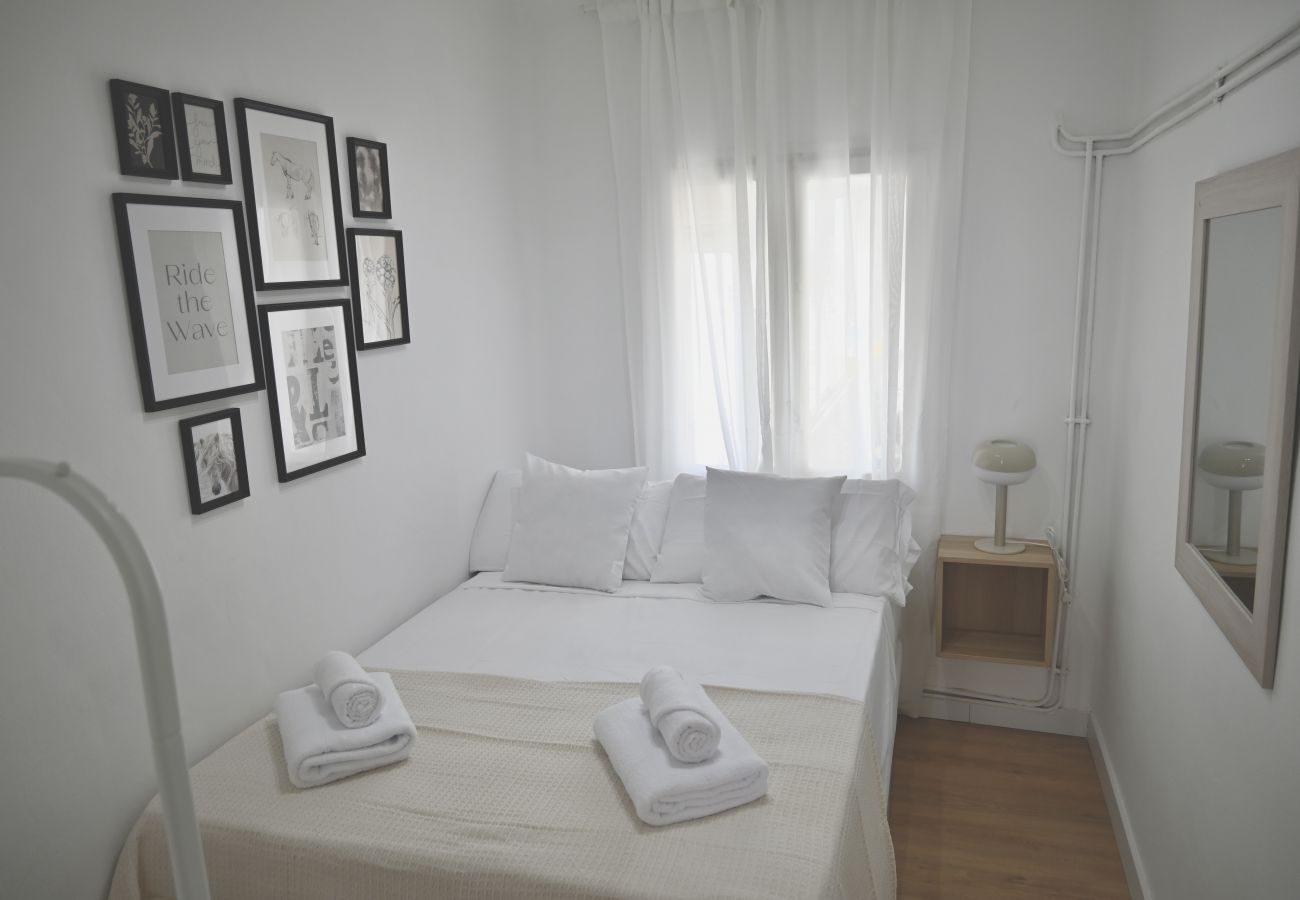 Apartamento en Madrid - Coqueto y Cómodo apartamento en Entrevías