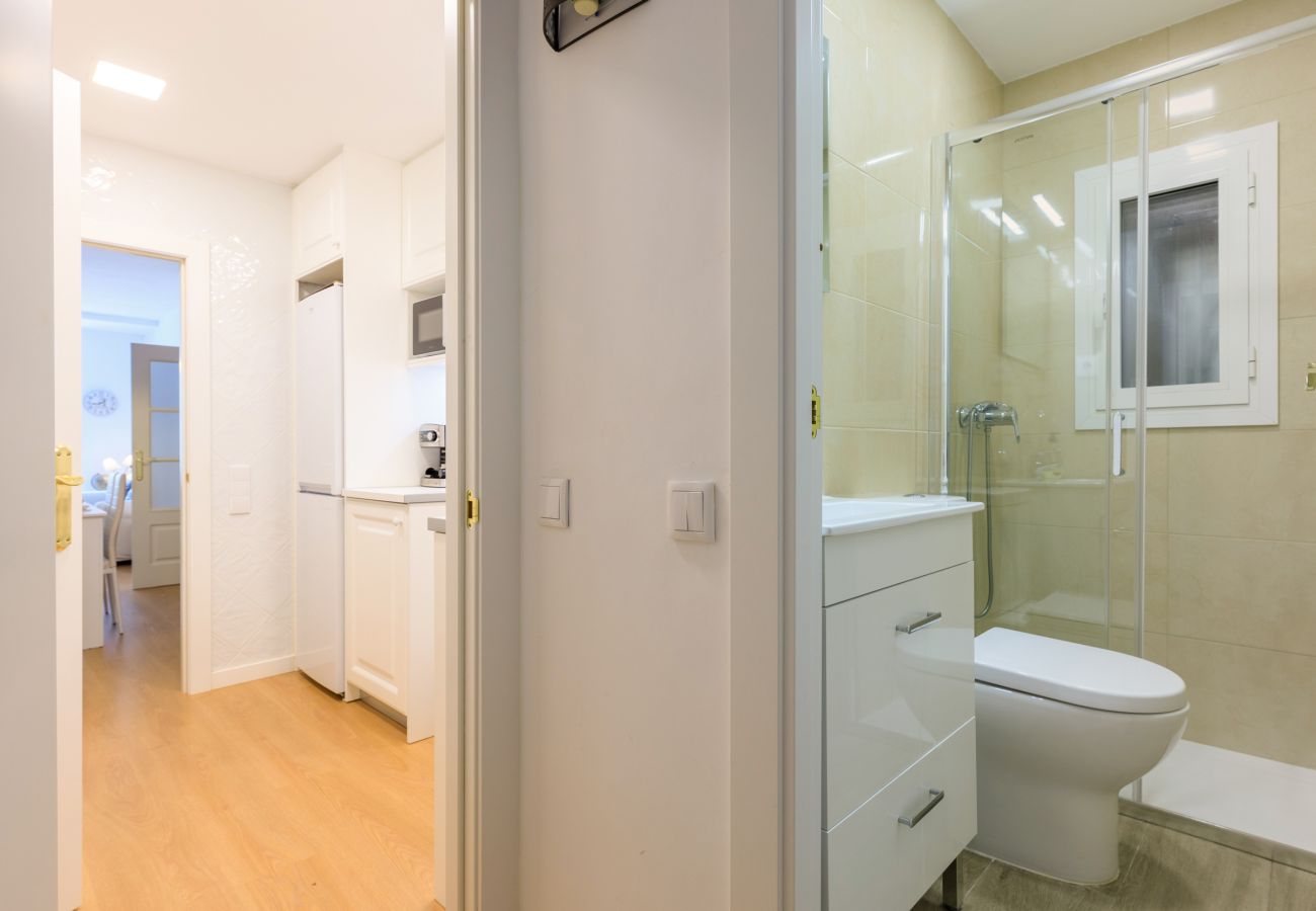 Apartamento en Barcelona - Piso con terraza privada, 3 dormitorios, Eixample