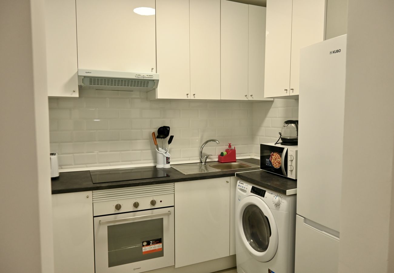 Apartamento en Madrid - Encantadora Vivienda de 3 Dormitorios descubre el Confort que Estabas Buscando