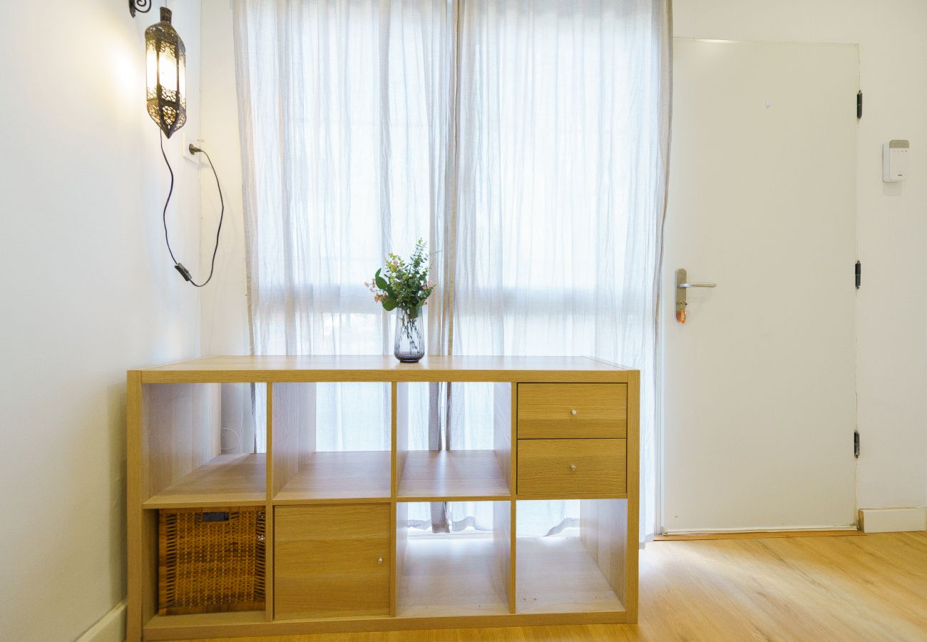 Estudio en Madrid - Tu nuevo hogar en Madrid: comodidad y estilo 