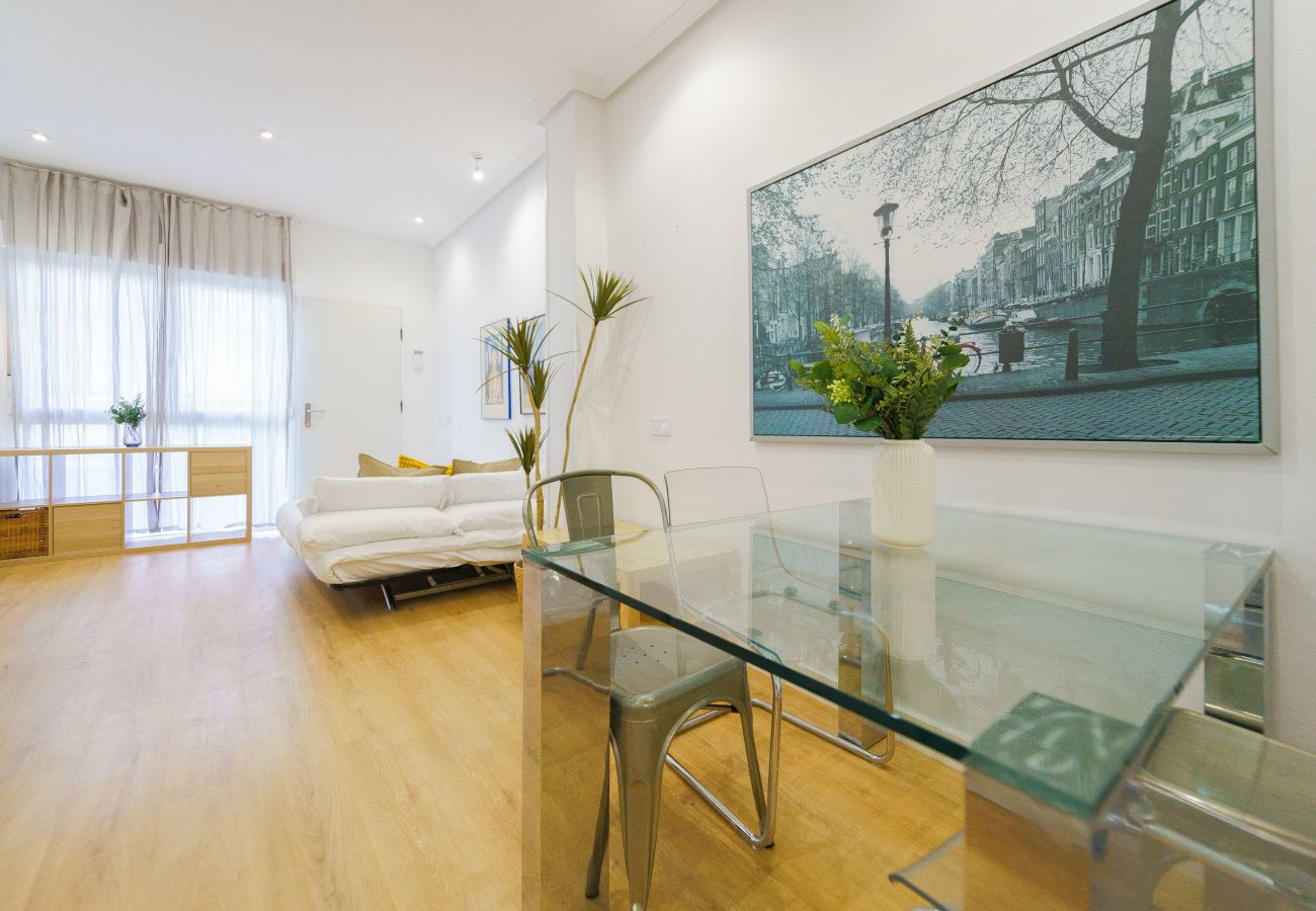 Estudio en Madrid - Tu nuevo hogar en Madrid: comodidad y estilo 