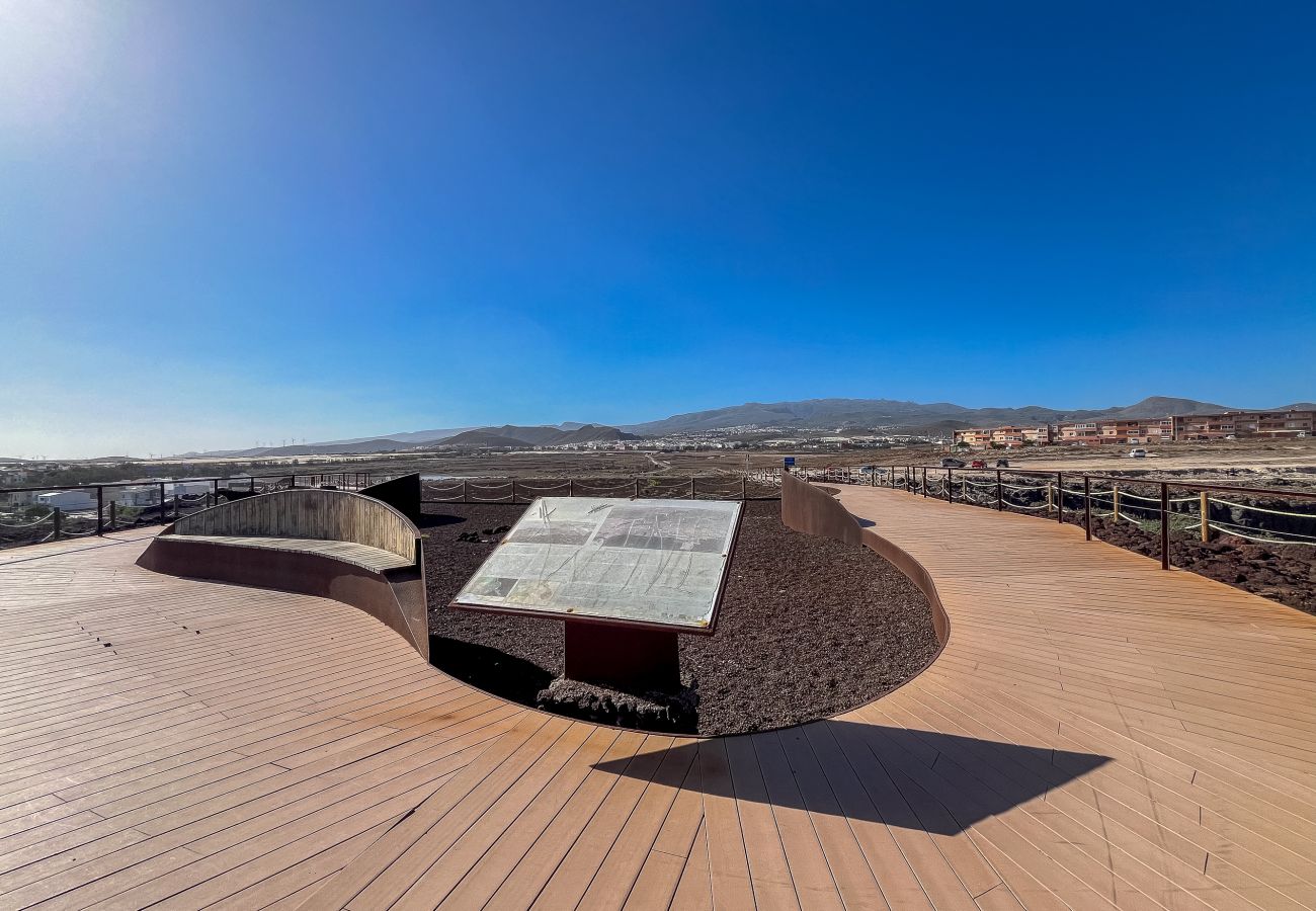 Apartamento en Ingenio - Playa El Burrero con terraza y solarium privado