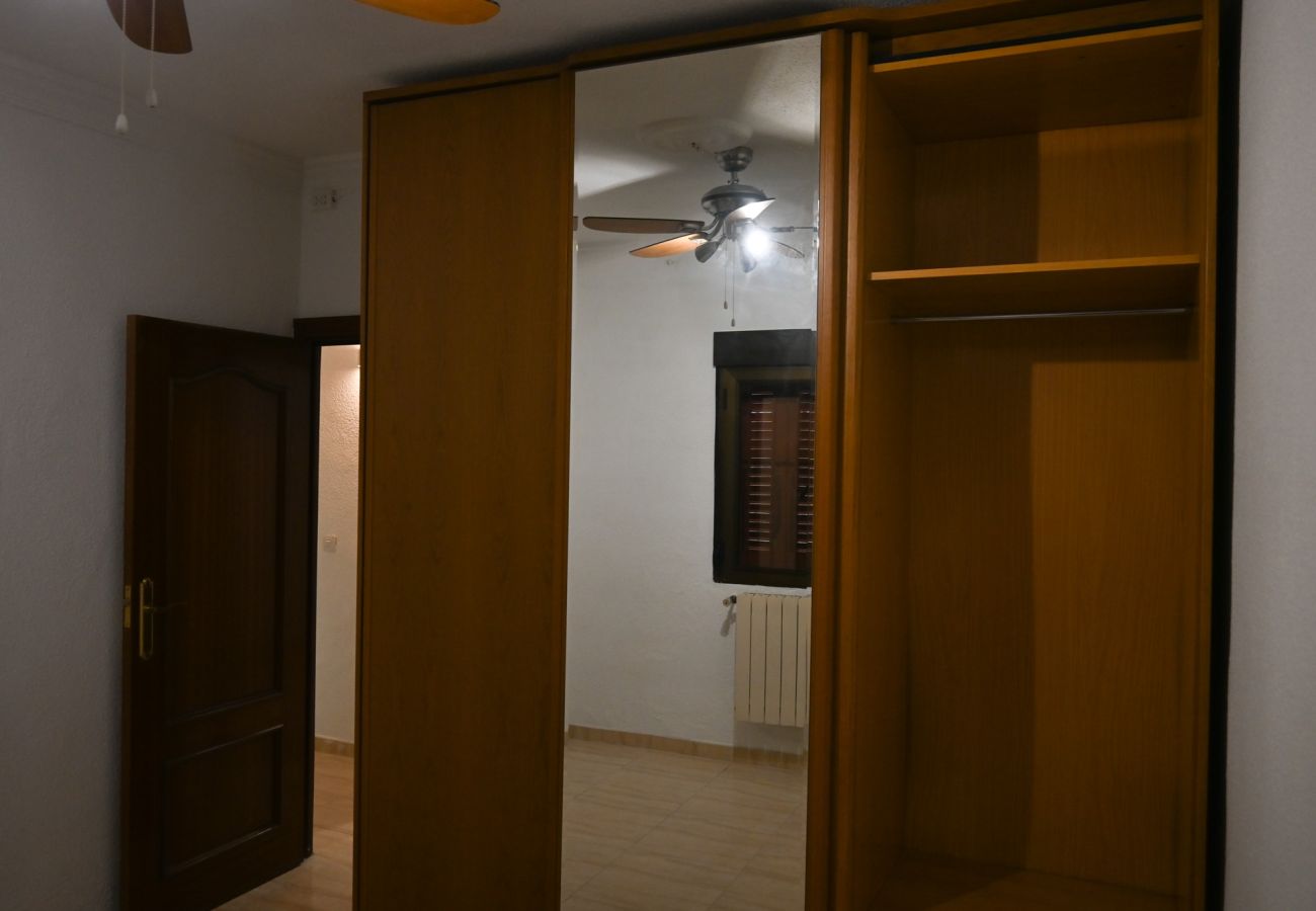 Apartamento en Madrid -  Amplia Vivienda de dos dormitorios en el barrio Fuencarral