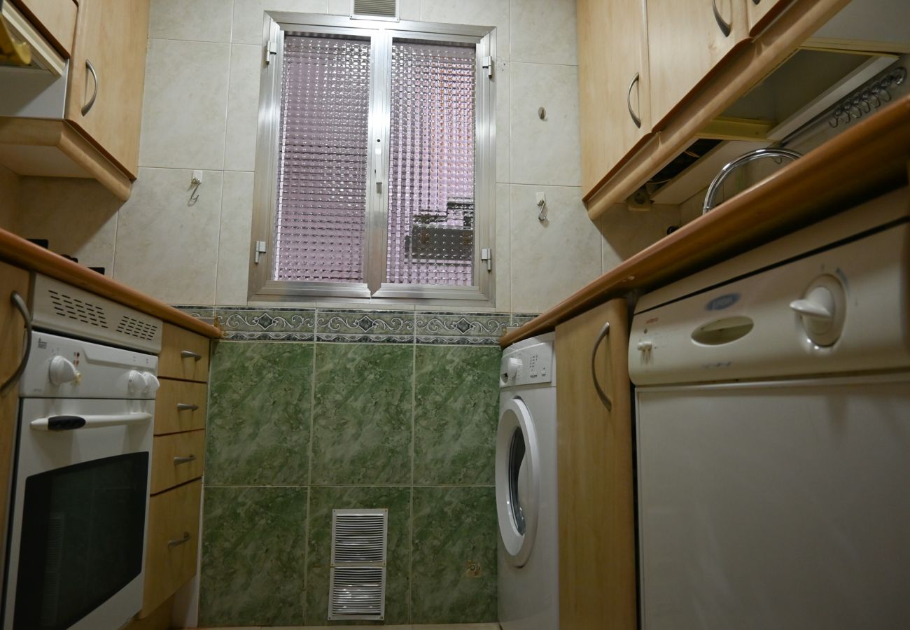 Apartamento en Madrid -  Amplia Vivienda de dos dormitorios en el barrio Fuencarral