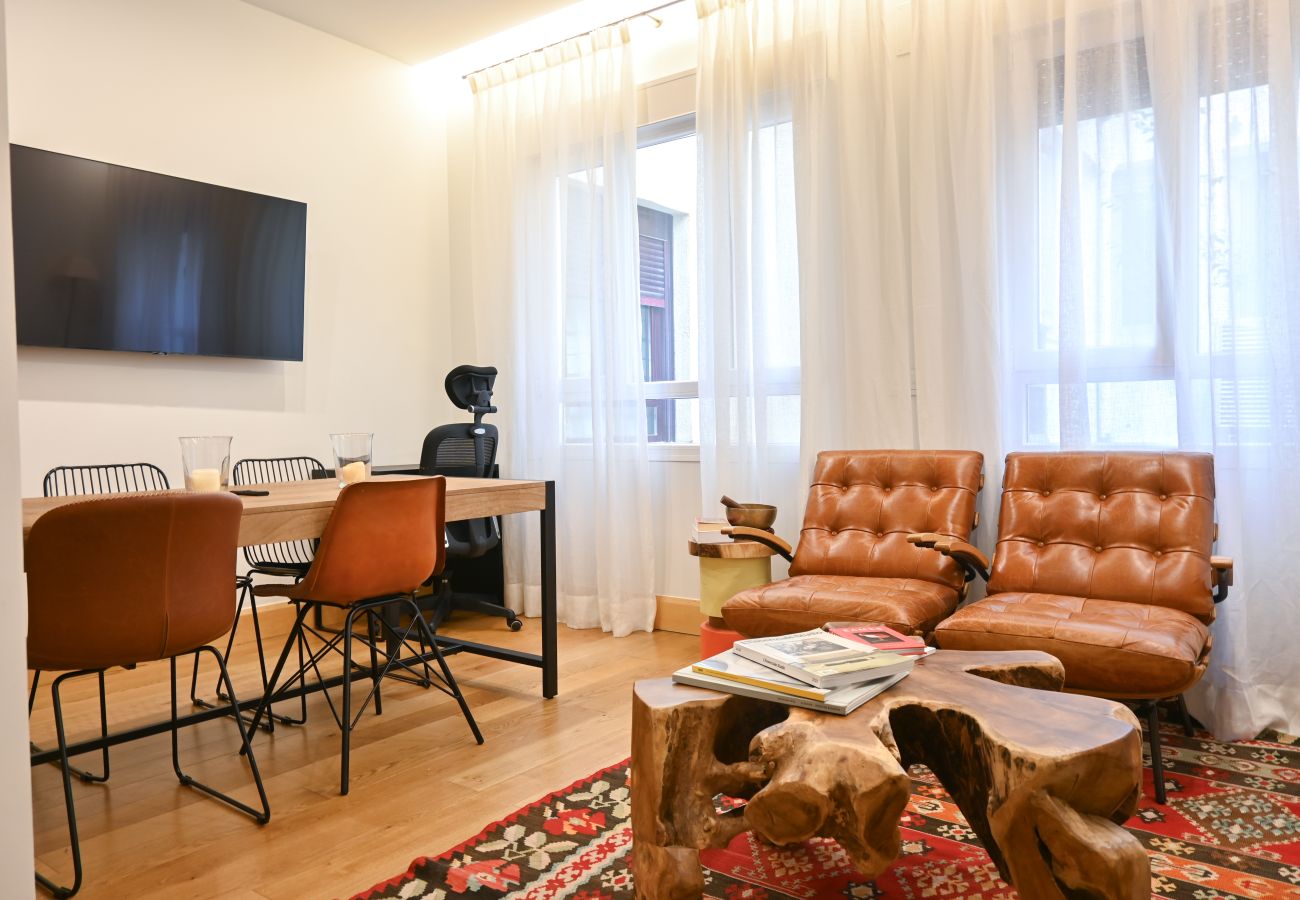 Apartamento en Madrid - M (ZUR31) Encantador Apartamento de 1 Dormitorio en Chamberí