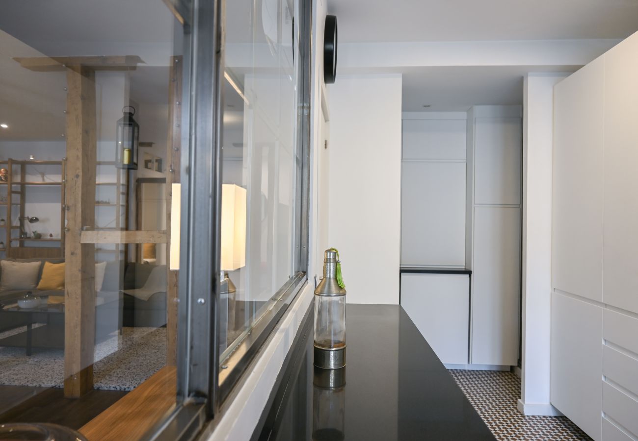 Apartamento en Madrid - Agradable Apartamento de 2 Dormitorios y 2 baños en el Barrio Universidad