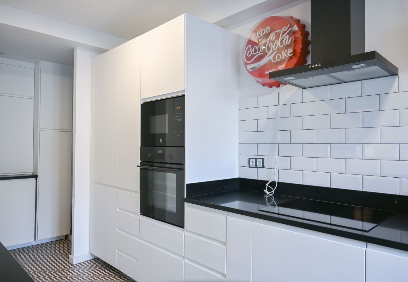 Apartamento en Madrid - Agradable Apartamento de 2 Dormitorios y 2 baños en el Barrio Universidad