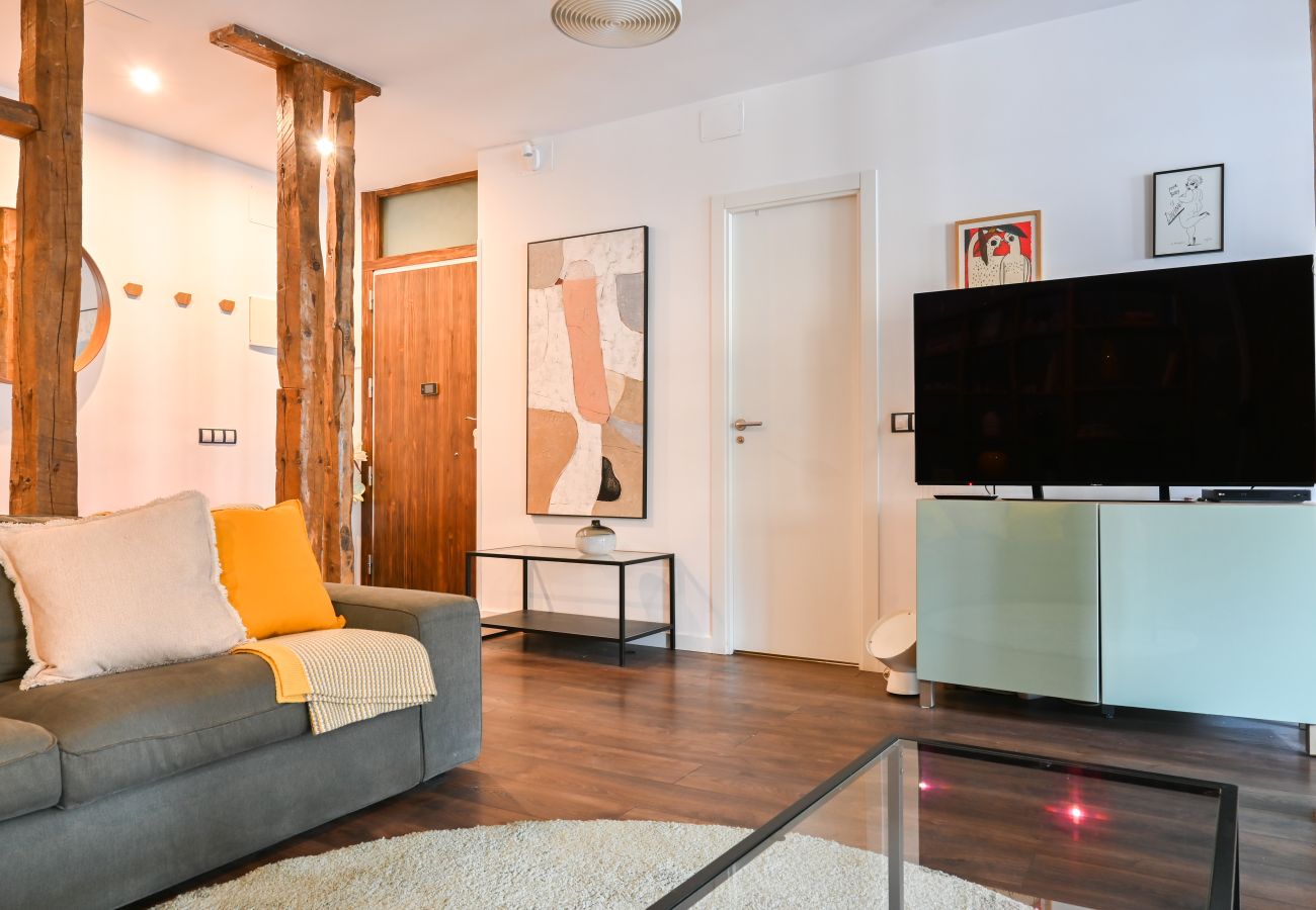 Apartamento en Madrid - Agradable Apartamento de 2 Dormitorios y 2 baños en el Barrio Universidad