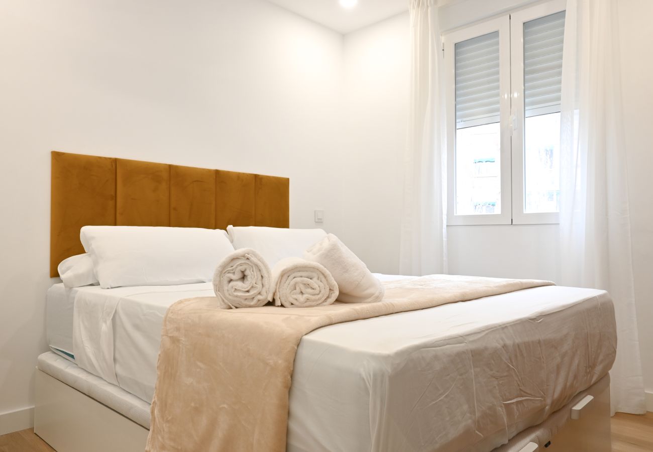 Apartamento en Madrid - Amplia Casa de 3 Dormitorios: Vive la Naturaleza a Pasos de Casa y Campo