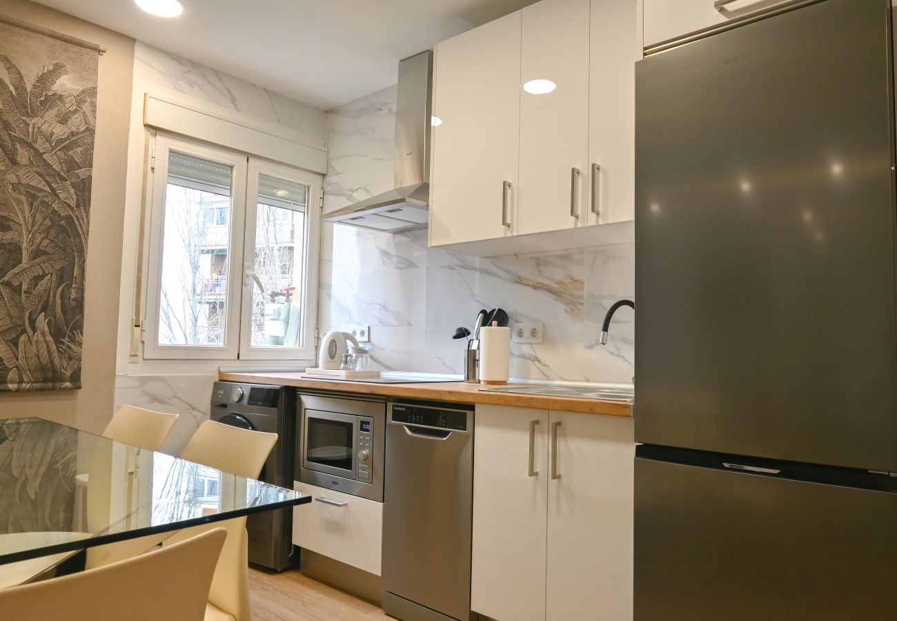 Apartamento en Madrid - Amplia Casa de 3 Dormitorios: Vive la Naturaleza a Pasos de Casa y Campo