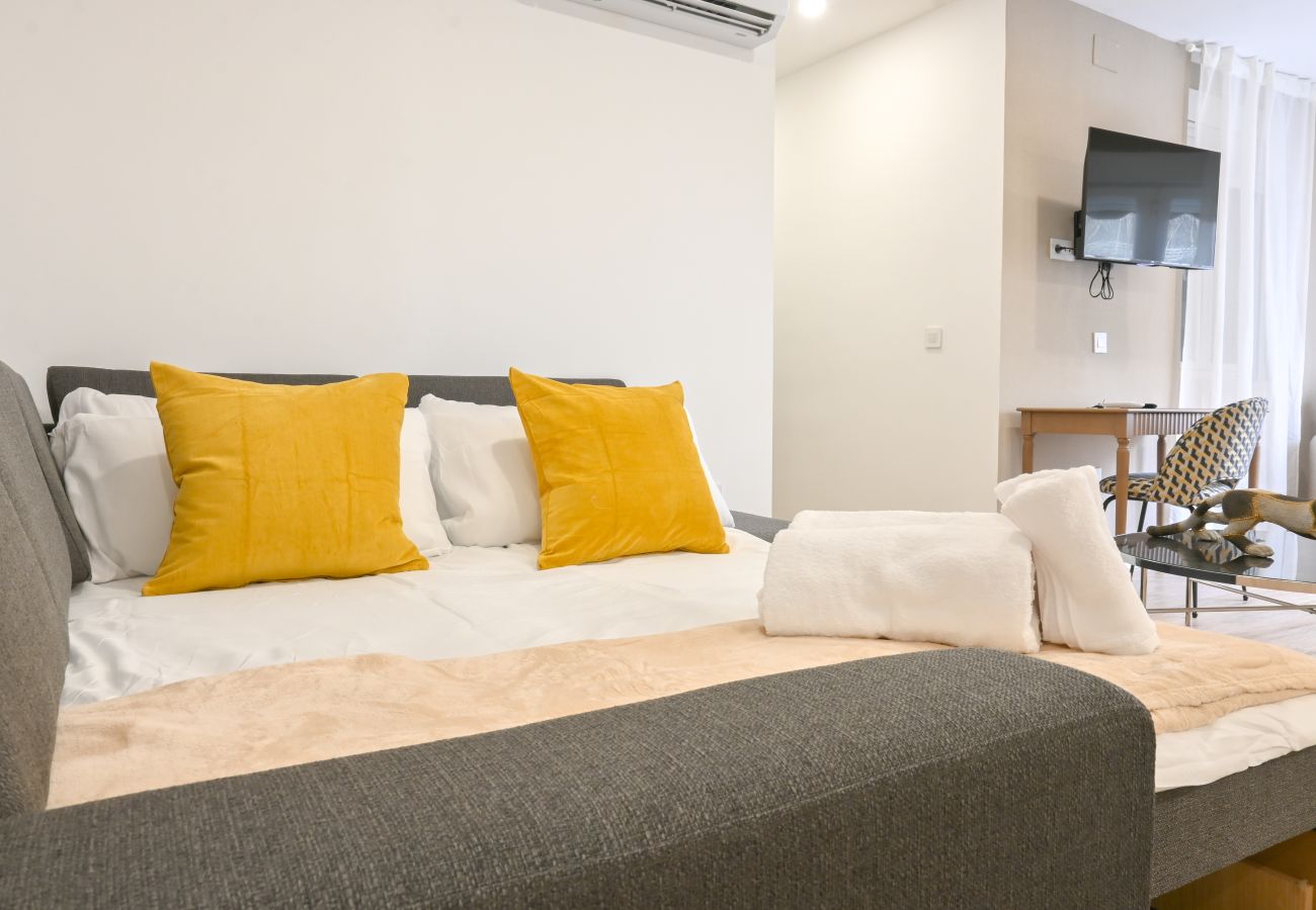 Apartamento en Madrid - Amplia Casa de 3 Dormitorios: Vive la Naturaleza a Pasos de Casa y Campo