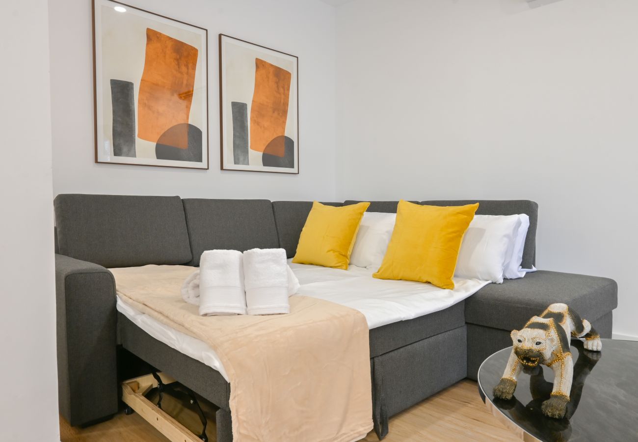 Apartamento en Madrid - Amplia Casa de 3 Dormitorios: Vive la Naturaleza a Pasos de Casa y Campo