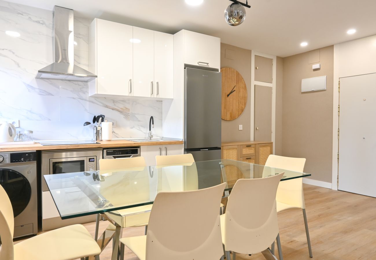 Apartamento en Madrid - Amplia Casa de 3 Dormitorios: Vive la Naturaleza a Pasos de Casa y Campo