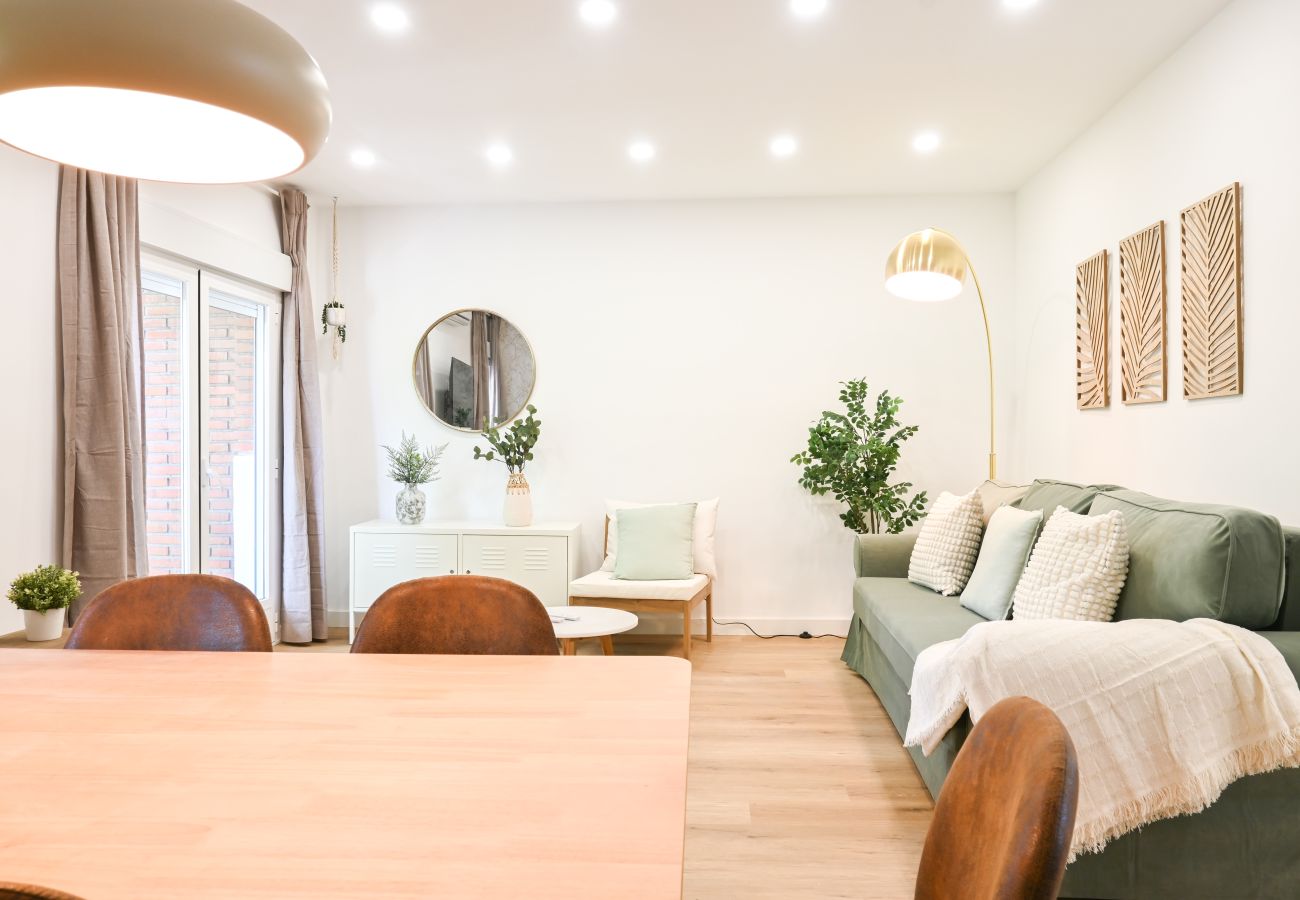 Apartamento en Madrid - Coqueto Apartamento de 2 dormitorios en Hortaleza LOR12 