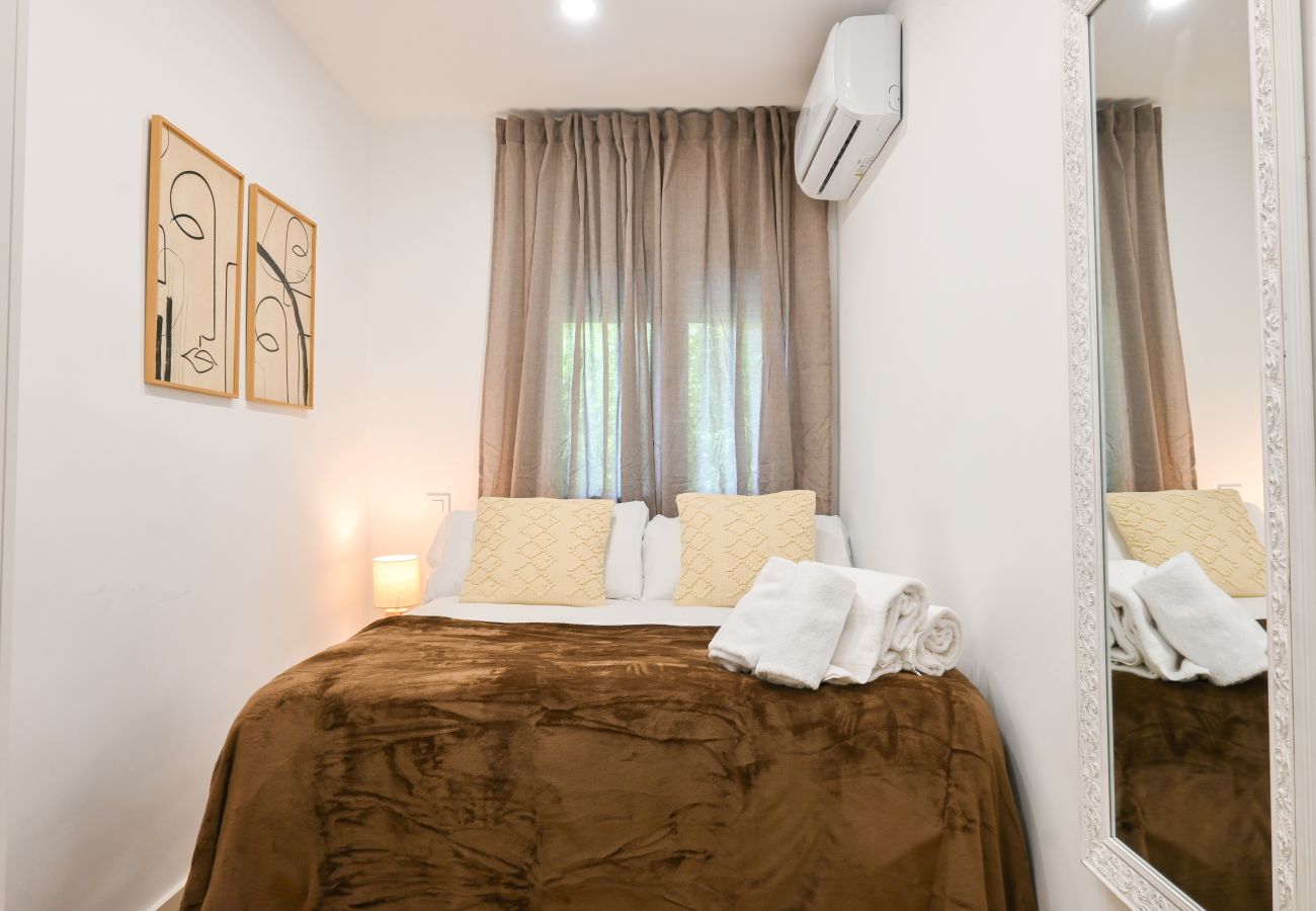 Apartamento en Madrid - Coqueto Apartamento de 2 dormitorios en Hortaleza LOR12 