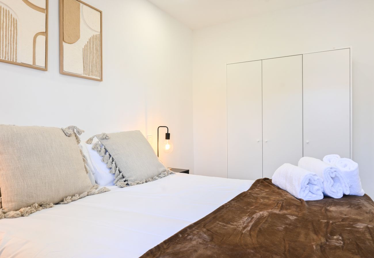 Apartamento en Madrid - Coqueto Apartamento de 2 dormitorios en Hortaleza LOR12 