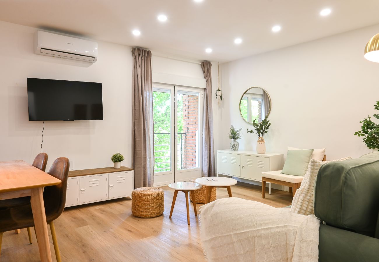 Apartamento en Madrid - Coqueto Apartamento de 2 dormitorios en Hortaleza LOR12 