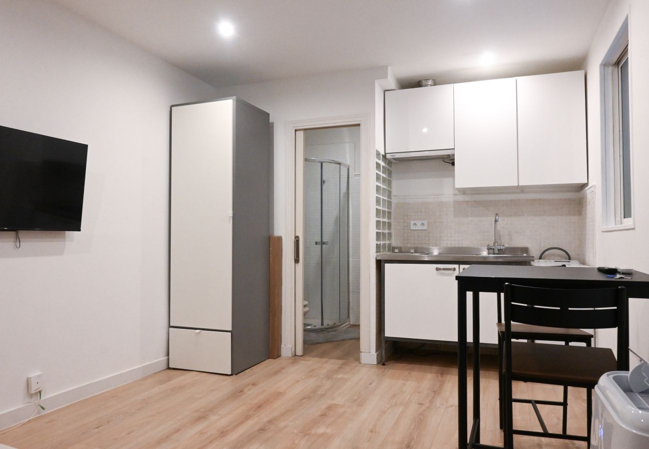 Estudio en Madrid - Lindo estudio en barrio Justicia SLR16