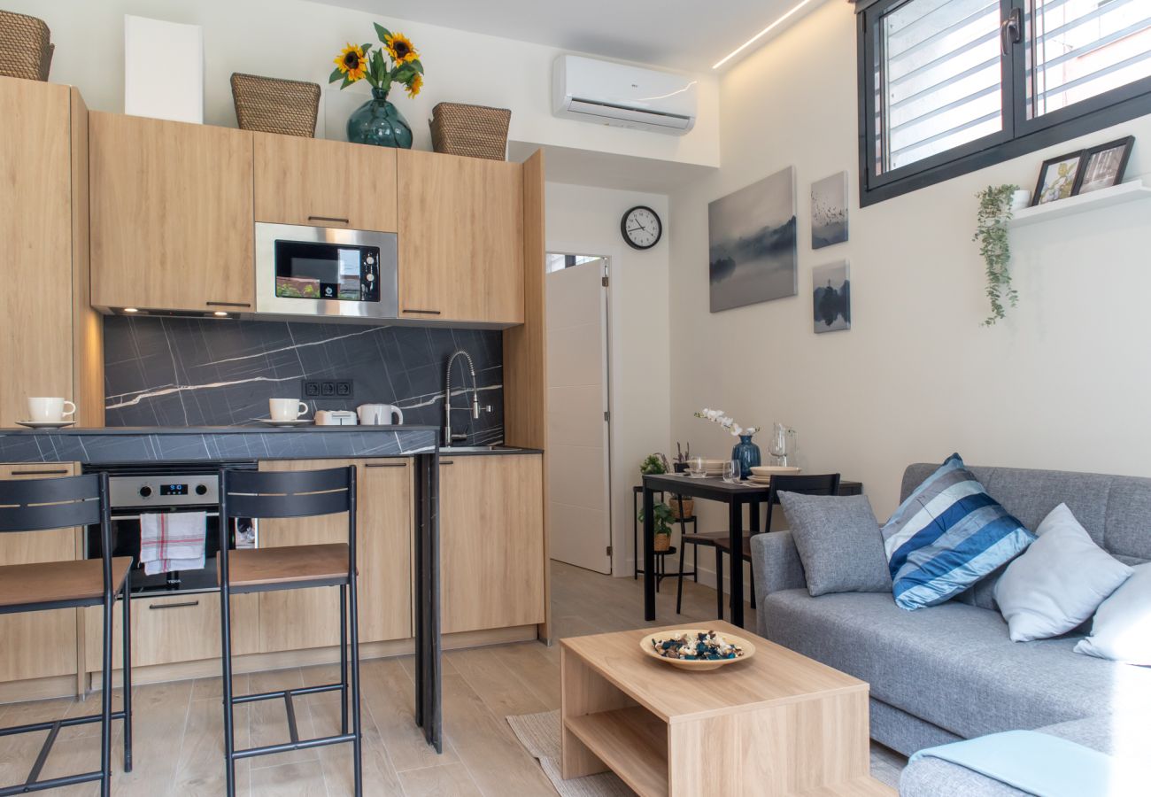 Apartamento en Madrid - Bonito apartamento de un dormitorio con patio GAN5A