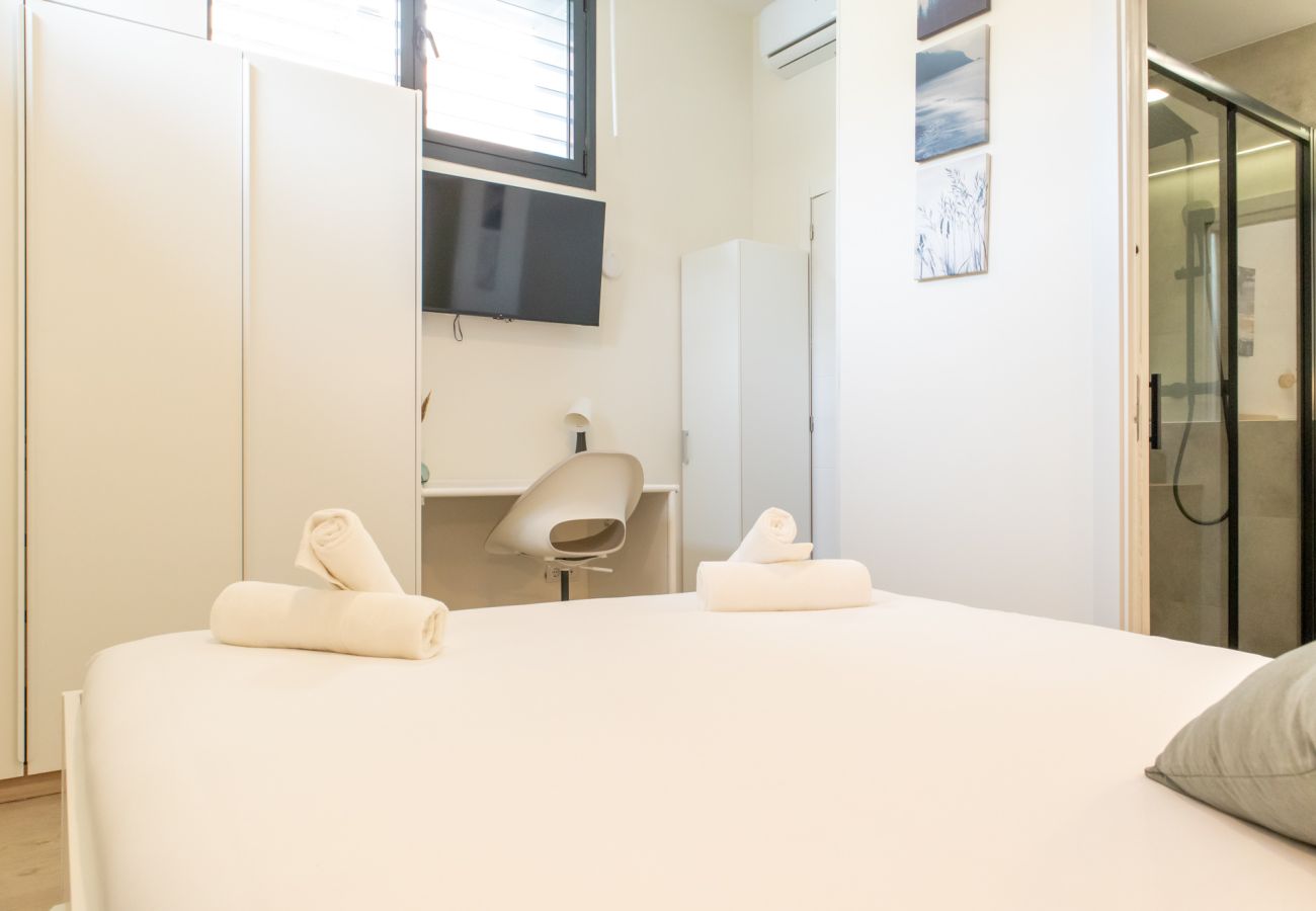 Apartamento en Madrid - Bonito apartamento de un dormitorio con patio GAN5A