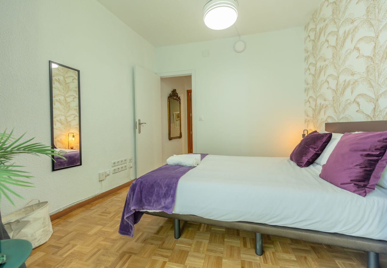 Apartamento en Madrid - Amplio apartamento de tres dormitorios en Arganzuela  VDP17