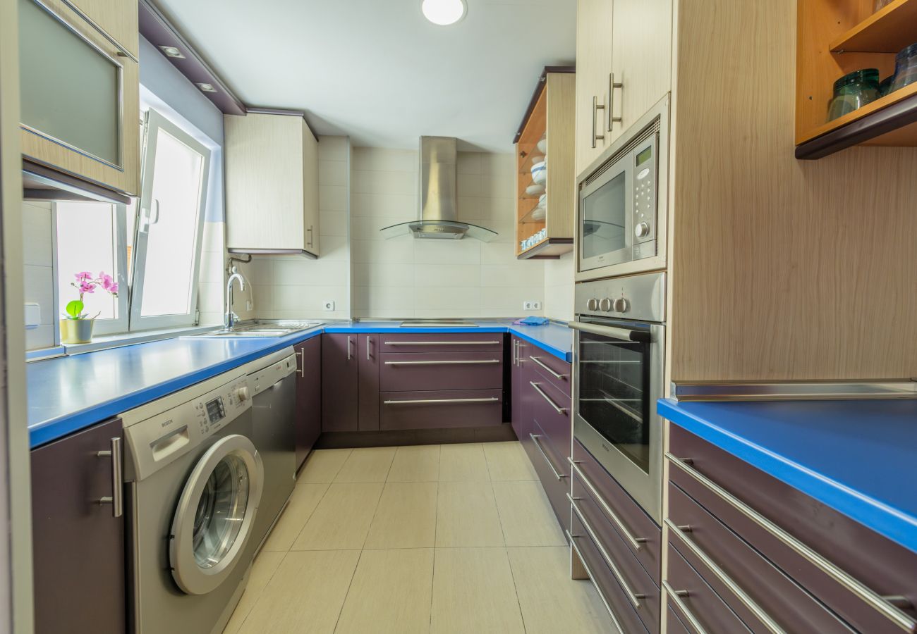 Apartamento en Madrid - Amplio apartamento de tres dormitorios en Arganzuela  VDP17