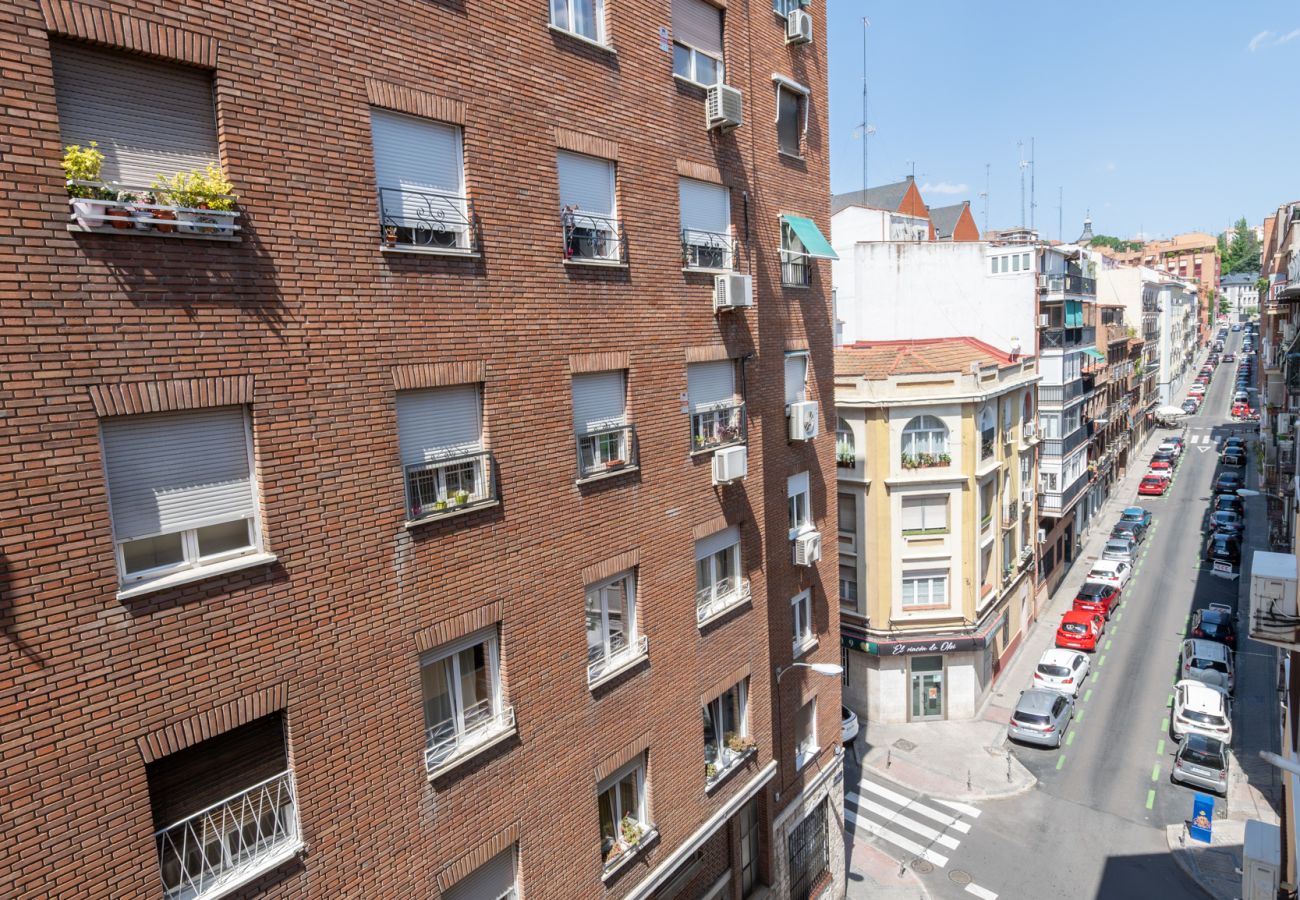 Apartamento en Madrid - Amplio apartamento de tres dormitorios en Arganzuela  VDP17