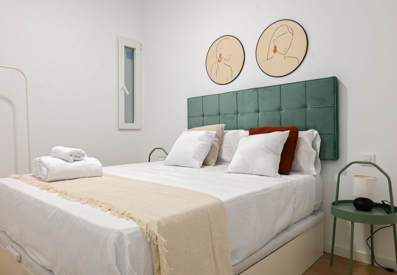 Apartamento en Madrid - Acogedor Apartamento de 1 Dormitorio  ALE14BA