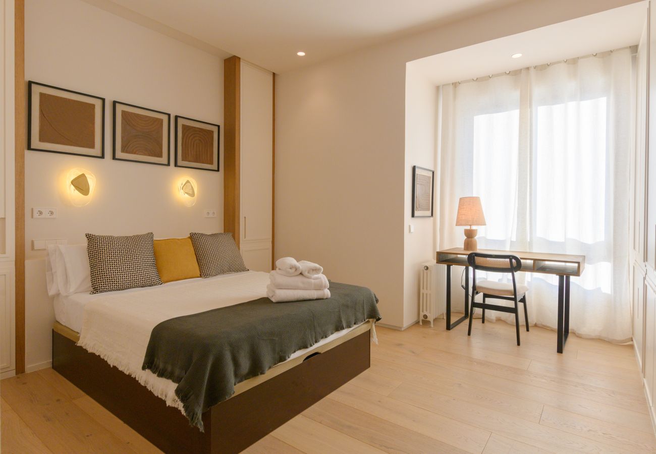 Apartamento en Madrid - Bonito apartamento de dos dormitorios en el Barrio Salamanca VEL37