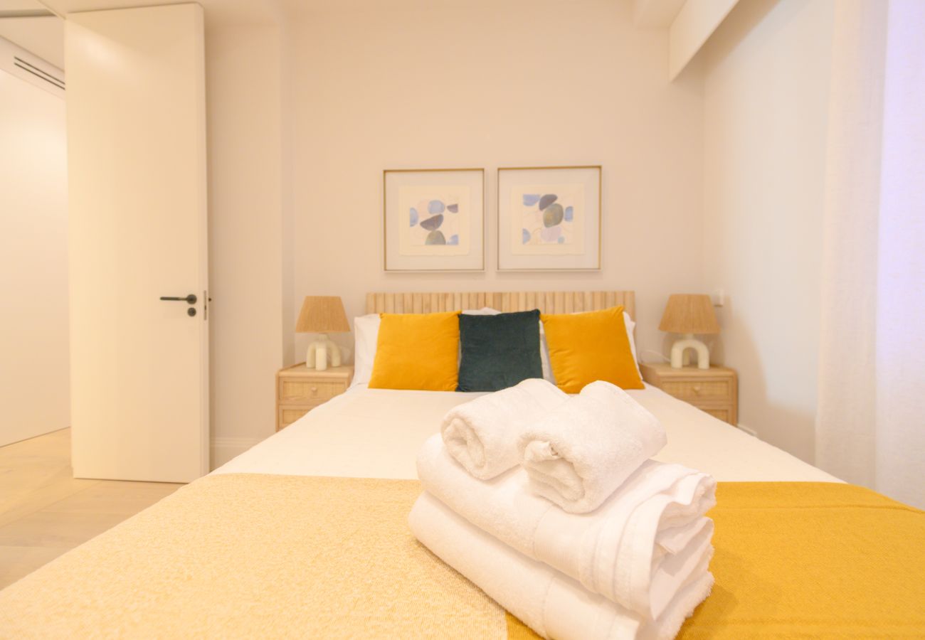 Apartamento en Madrid - Bonito apartamento de dos dormitorios en el Barrio Salamanca VEL37