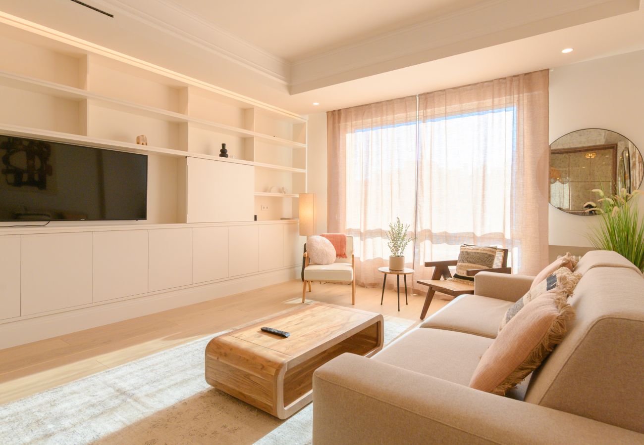 Apartamento en Madrid - Bonito apartamento de dos dormitorios en el Barrio Salamanca VEL37