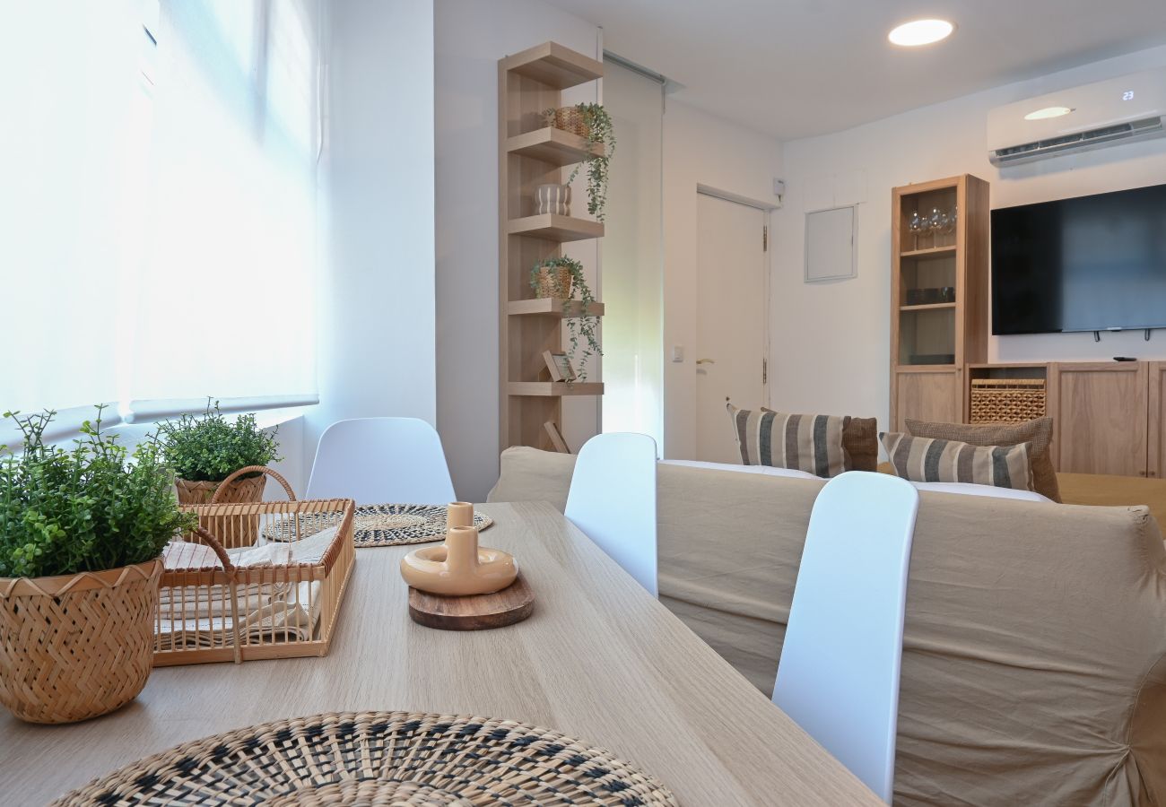 Apartamento en Madrid - Coqueto Apartamento de un dormitorio en Valdeacederas  PAT11