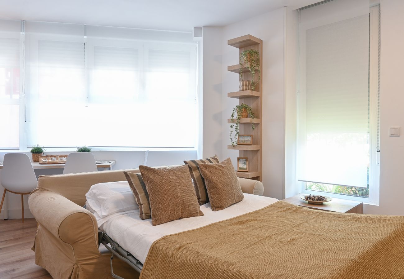 Apartamento en Madrid - Coqueto Apartamento de un dormitorio en Valdeacederas  PAT11