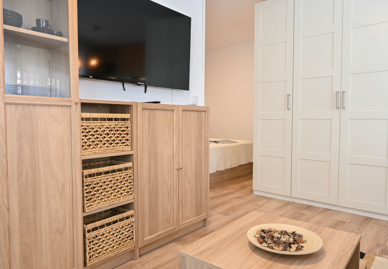 Apartamento en Madrid - Coqueto Apartamento de un dormitorio en Valdeacederas  PAT11