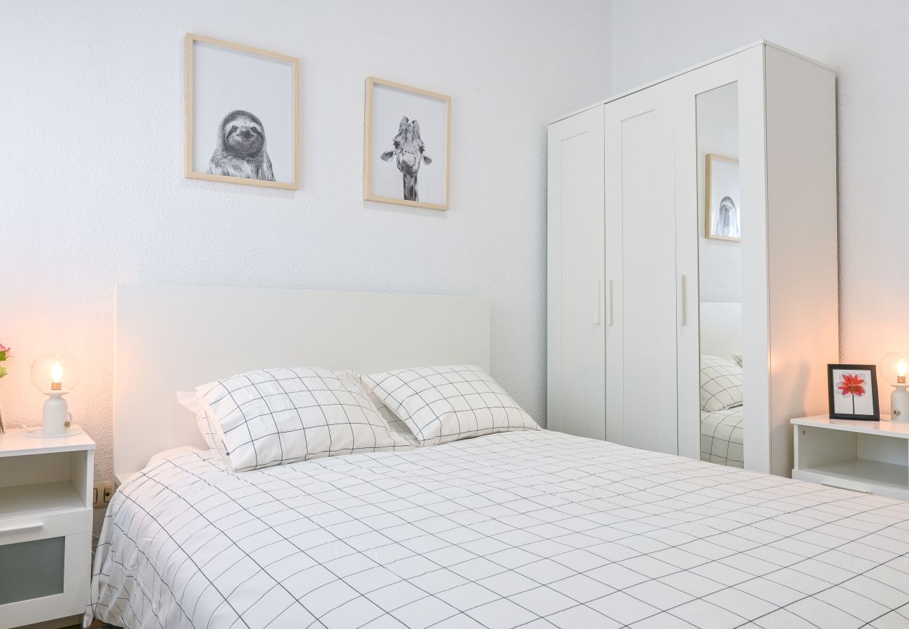 Apartamento en Madrid - Luminoso apartamento de tres dormitorios  PAS32I