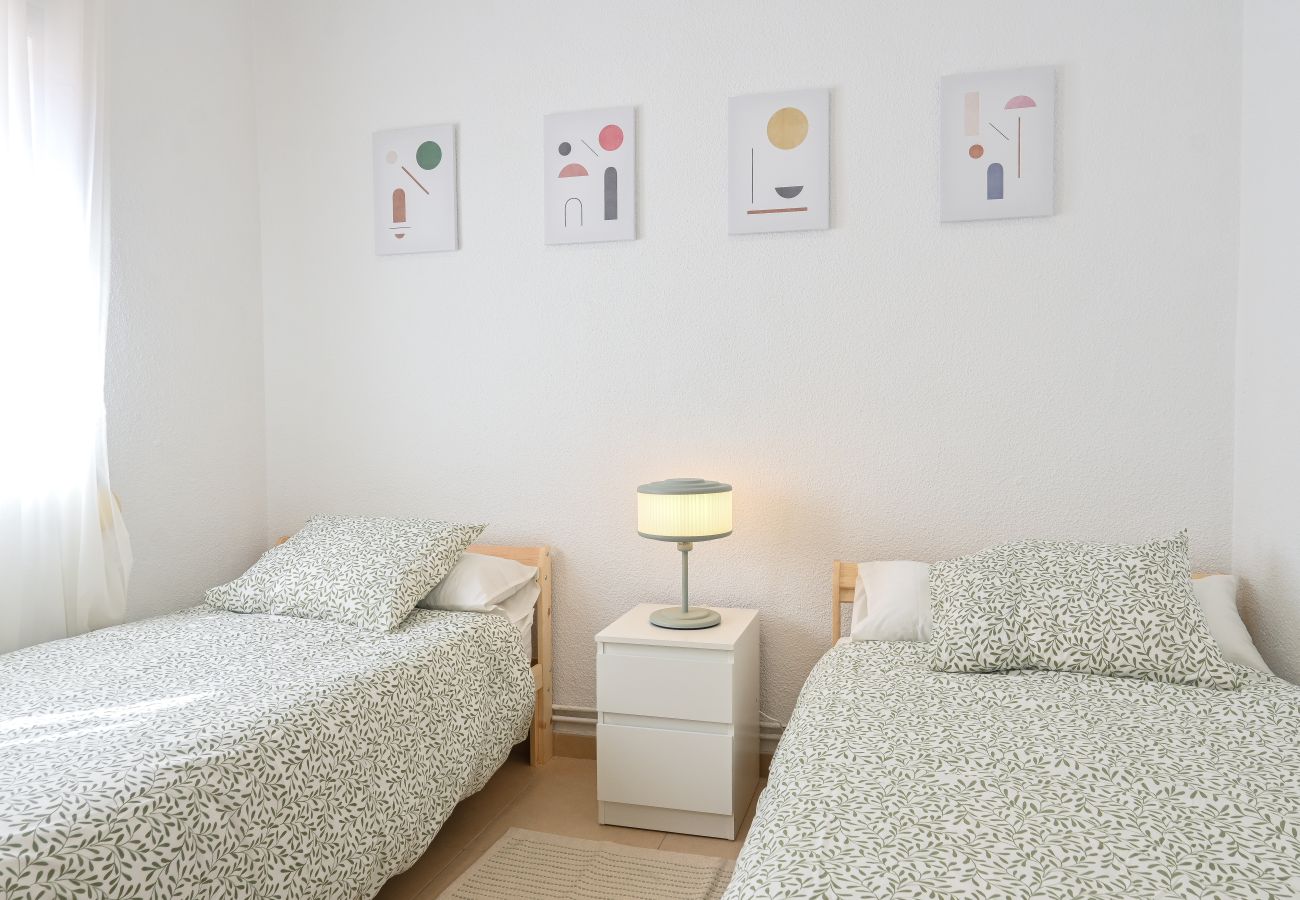 Apartamento en Madrid - Luminoso apartamento de tres dormitorios  PAS32I